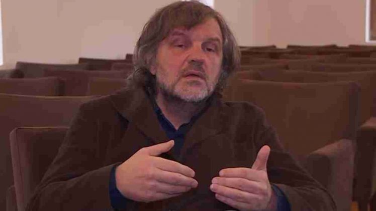 Kusturica udario po Vučiću: Okružen je klaunima, uništio je nacionalnu inteligenciju u Srbiji!