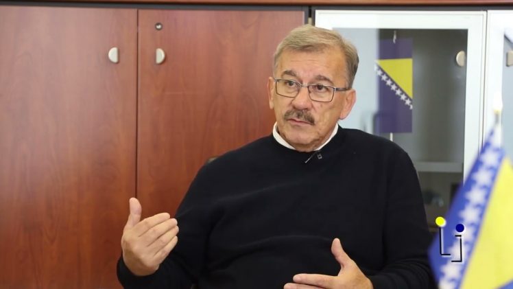 MIRO LAZOVIĆ O POTEZIMA SNSD-a: “Dodik je izguran na mali teren, svojim postupcima je doveo u pitanje…”