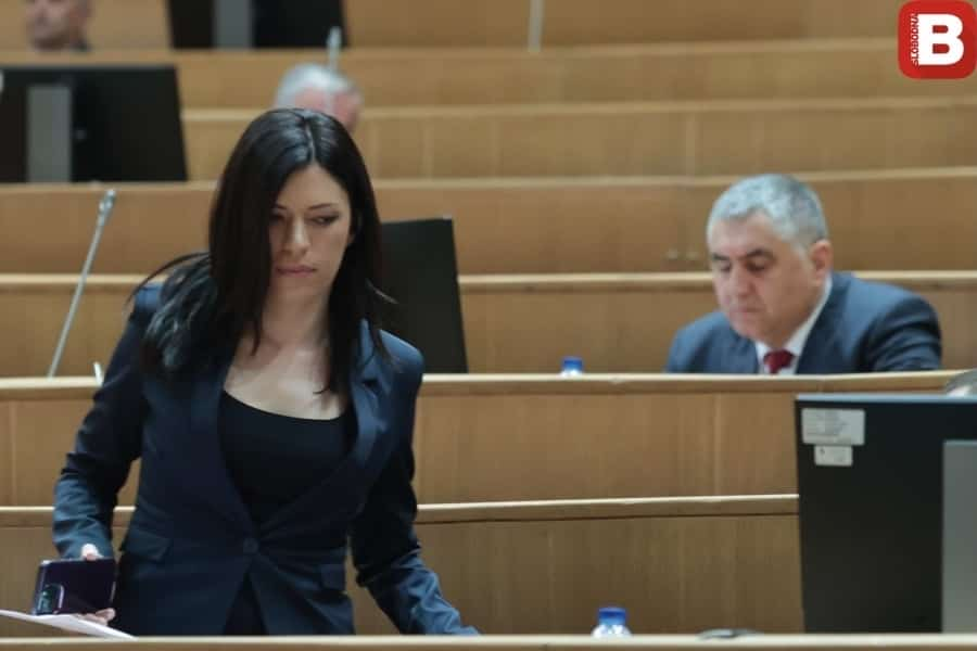 SANJA VULIĆ OČAJNA NAKON SMJENE RADMANOVIĆA: „Ovo na šta je pristao SDS i PDP zauvijek će ih okarakterisati kao…“