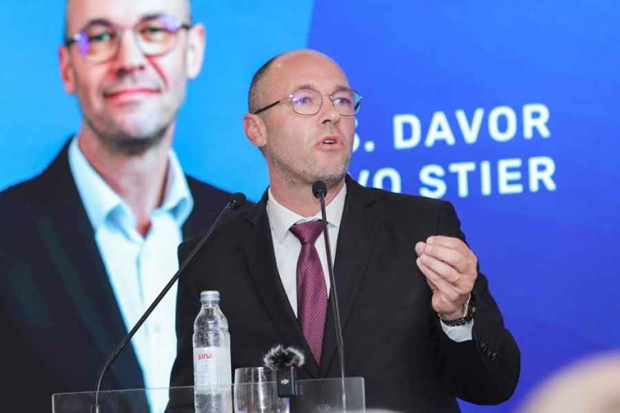 HDZ-ov EUROPARLAMENTARAC DAVOR IVO STIER: “Moramo jačati odbrambene kapacitete, mi smo susjedi…”