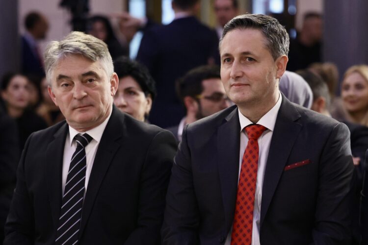 KOMŠIĆ I BEĆIROVIĆ PISALI BH. AMBASADAMA: Nepoštivanje Ustava je krivično djelo…