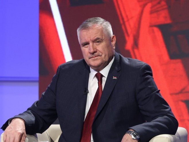 VIŠKOVIĆ SE OSILIO: “Što se mene tiče uvijek smijem i mogu da prođem kroz Federaciju, ali…”